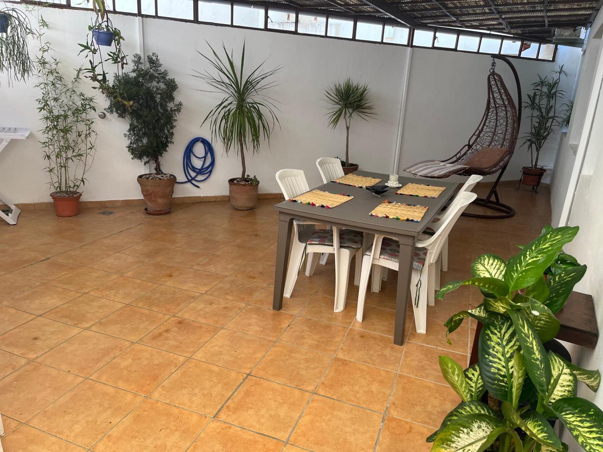 Appartement Elegant Et Climatise Au Centre Avec Terrasse - Proche Plage Et Attractions ! Tânger Exterior foto